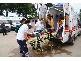 Otomobil Bisiklete Çarptı: 1 Yaralı