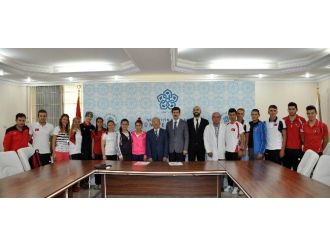 Milli Sporcuların Sağlığı Meram Tıp’a Emanet