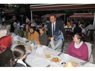Gümüşhane Belediyesi ’Kardeşlik İftarı’ Düzenledi