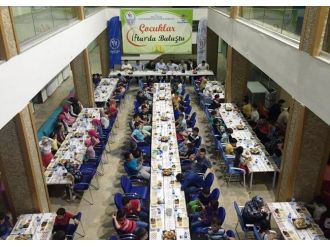 Rize’de Çocuklar İftarda Buluştu