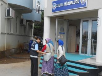 Kartepe Zabıtası’ndan Dilenci Uyarısı