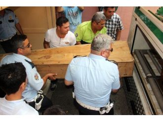 Trafik Polisinin Eşi Kaza Kurbanı