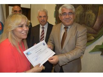 Kadın Girişimcilere Sertifikaları Verildi