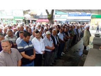 Sakarya’da Doğu Türkistan’da Ölenler İçin Gıyabi Cenaze Namazı Kılındı