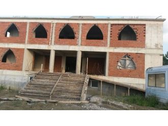 Kelebek Çayırı Camii İbadete Açılmak İçin Yardım Bekliyor