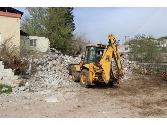 Yavuzeli Merkez Camisi Yardım Bekliyor