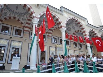 Başkan Topbaş: “Mescitler, Bizim Kimliklerimizdir”