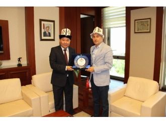 Kırgızistan Uluslararası Üniversitesinden Hkü’ye Ziyaret