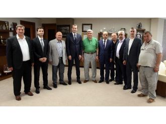 Sancaklı’dan Başkan Karaosmanoğlu’na Nezaket Ziyareti