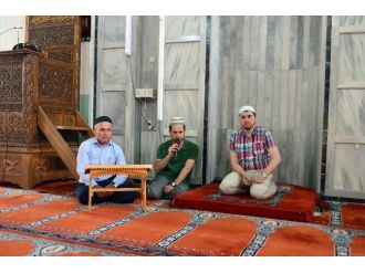 Süleyman Demirel İçin Burdur Ulu Cami’de Mevlit Okutuldu