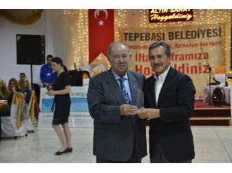 Başkan Ataç Sivrihisarlılarla İftarda Bir Araya Geldi