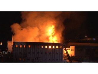 Yağ Fabrikasında Yangın: 2 Yaralı