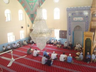 Hakkari’deki Camiler’de Okunan Mukabele’ye Yoğun İlgi