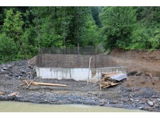 Orman Yoluna Köprü