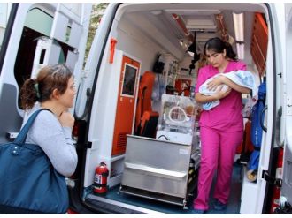 112 Ambulansı Ömer Bebek İçin Havalandı