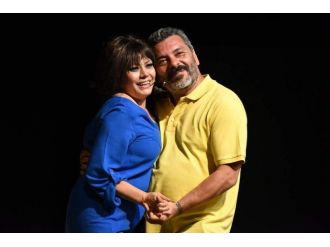 ‘Benimle Delirir Misin’den Kahkaha Tufanı