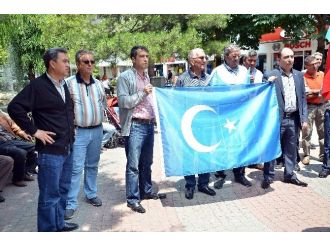 Eskişehir Kamu-sen’den Doğu Türkistan’a Destek