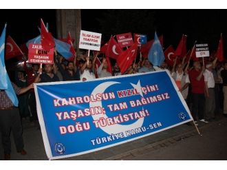 Bingöl’de Çin Zulmü Protesto Edildi