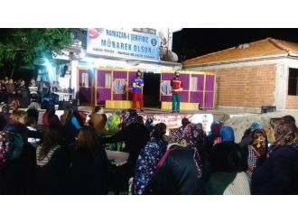 Hayatlarında İlk Defa Tiyatro İzlediler