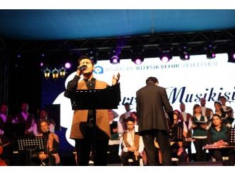 Büyükşehir Şenliklerinde Maneviyat Ve Coşku Bir Arada