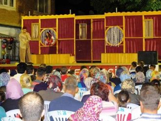 İlk Kez Tiyatro İzlediler