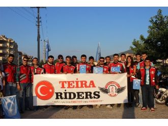 Doğu Türkistan İçin Kortej