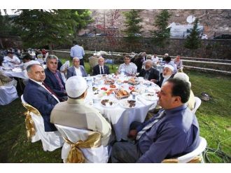 Yahyalı’da Büyük Kardeşlik Sofrası