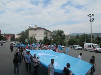 Doğu Türkistan İçin Yürüdüler