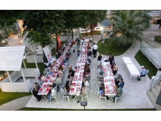 Güngören Engelli Merkezi’nde İftar Sofraları Kuruluyor