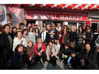 Bayraklı’da Semt Merkezleri Rekor Kırdı