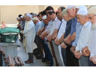 Başkan Yaralı Koldere’de Cenaze Törenine Katıldı