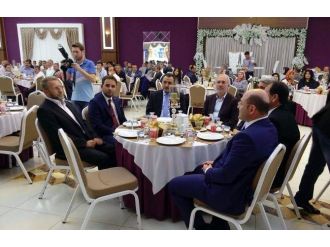 Ak Parti’den İftar