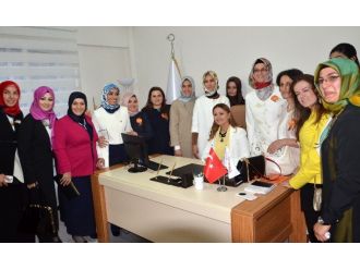 Cumhurbaşkanı Erdoğan’ın Kızı Sümeyye Erdoğan, Kadem Erzurum Temsilciliğinin Açılışını Yaptı