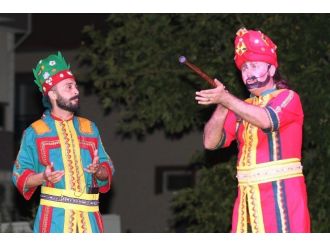 Gaziemir’de Geleneksel Eğlence