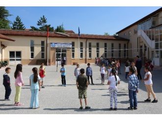 Büyükşehir Belediyesi Esmek Yaz Okulları Başladı