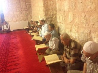 Camilerde Okutulan Mukabeleye Yoğun İlgi