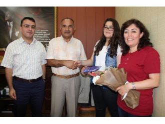 Sungurlu’da Başarılı Öğrencilere Ödül