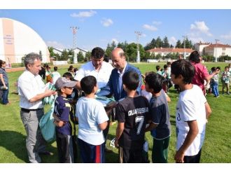 Başkan Bozkurt Yaz Okulunu Ziyaret Etti