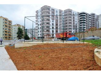 Gençlik Merkezi İnşaatı Hızla Devam Ediyor