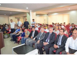 Öğrencilere, Tablet Bilgisayar Dağıtıldı