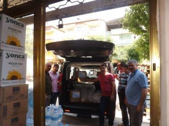 Salihli Selendililer Derneği’nden Ramazan Yardımı