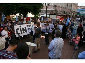 Uygur Türklerine Uygulanan Baskı Politikası Bartın’da Protesto Edildi