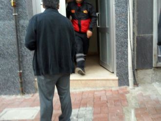 Asansörde Mahsur Kalan Şahsı İtfaiye Kurtardı