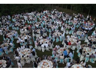 Köktaş, Baba Ocağında İftar Verdi