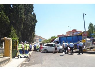 Kuşadası’ndaki Kazada Ağır Yaralanan Müteahhit Hayatını Kaybetti