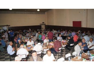 Kağızman’da Ak Parti’nin İftar Yemeği