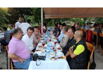 Atatürk Üniversitesi’nden Gazetecilere İftar Yemeği (Tekrar)