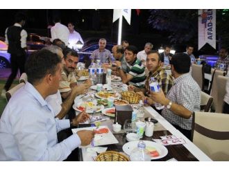 Afad-sen Elazığ Afad Çalışanlarıyla İftarda Buluştu