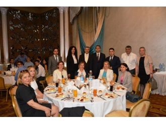 Öz Finans İş Konya Ve İstanbul Avrupa Ve Anadolu Temsilcilikleri Tarafından İftar Programı Düzenledi
