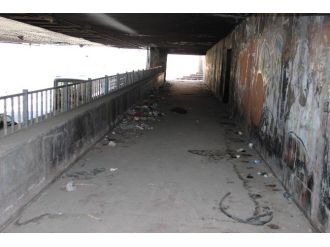 Alt Geçit ’Geçilmiyor’